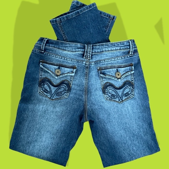 💖 Stylish Suko Jeans 💖 - Picture 1 of 2